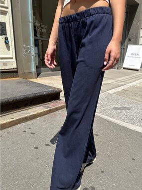 Brandy Melville Rosa Sweats